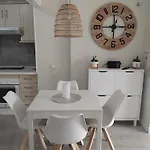 Apartamento New Penthouse Near With Sunny Balcony Fuengirola