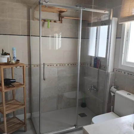 New Penthouse Near With Sunny Balcony * 푸엔히롤라