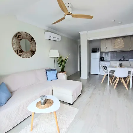 New Penthouse Near With Sunny Balcony