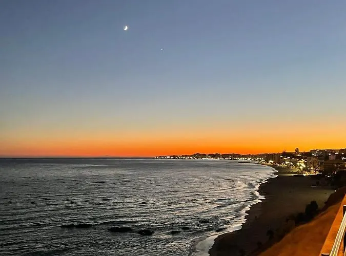 New Penthouse Near With Sunny Balcony * Fuengirola