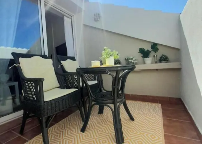 New Penthouse Near With Sunny Balcony Apartman Fuengirola