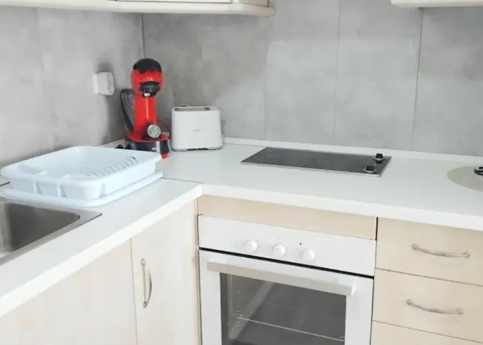 New Penthouse Near With Sunny Balcony Apartman