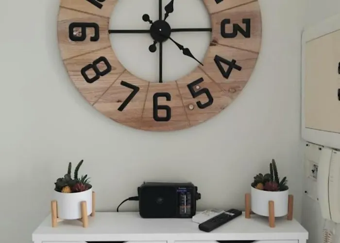 New Penthouse Near With Sunny Balcony *