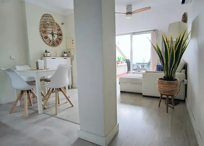 New Penthouse Near With Sunny Balcony Apartman Fuengirola