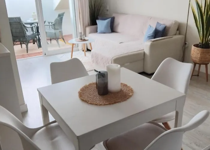 New Penthouse Near With Sunny Balcony