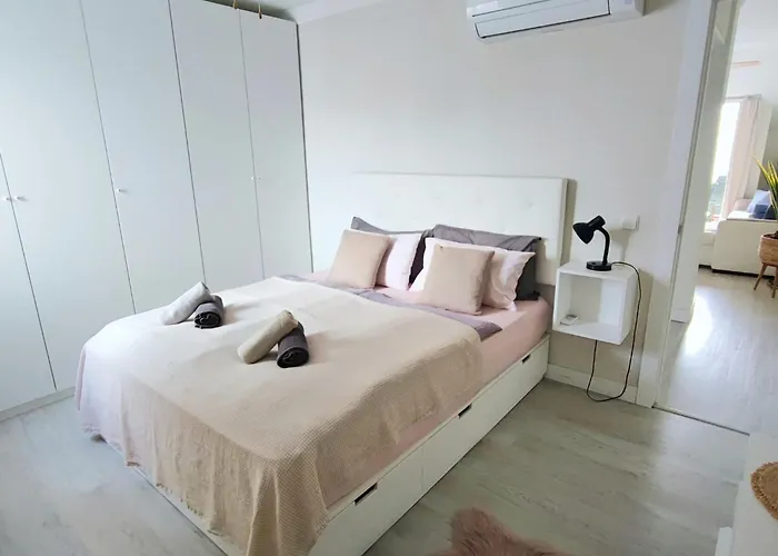 New Penthouse Near With Sunny Balcony Apartman Fuengirola