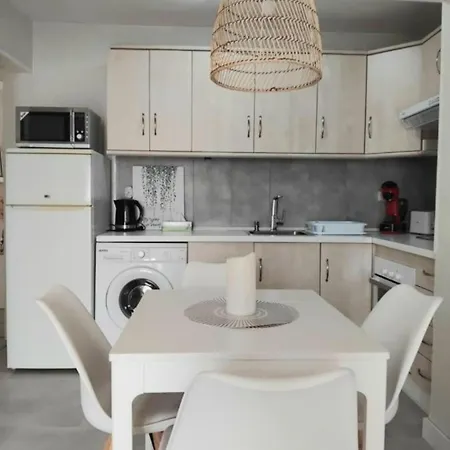 New Penthouse Near With Sunny Balcony