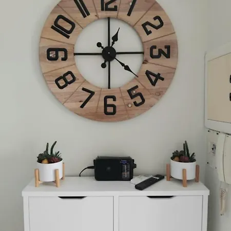 New Penthouse Near With Sunny Balcony *