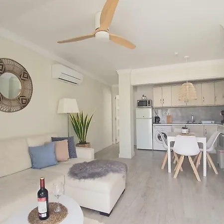 شقة New Penthouse Near With Sunny Balcony فوينخيرولا